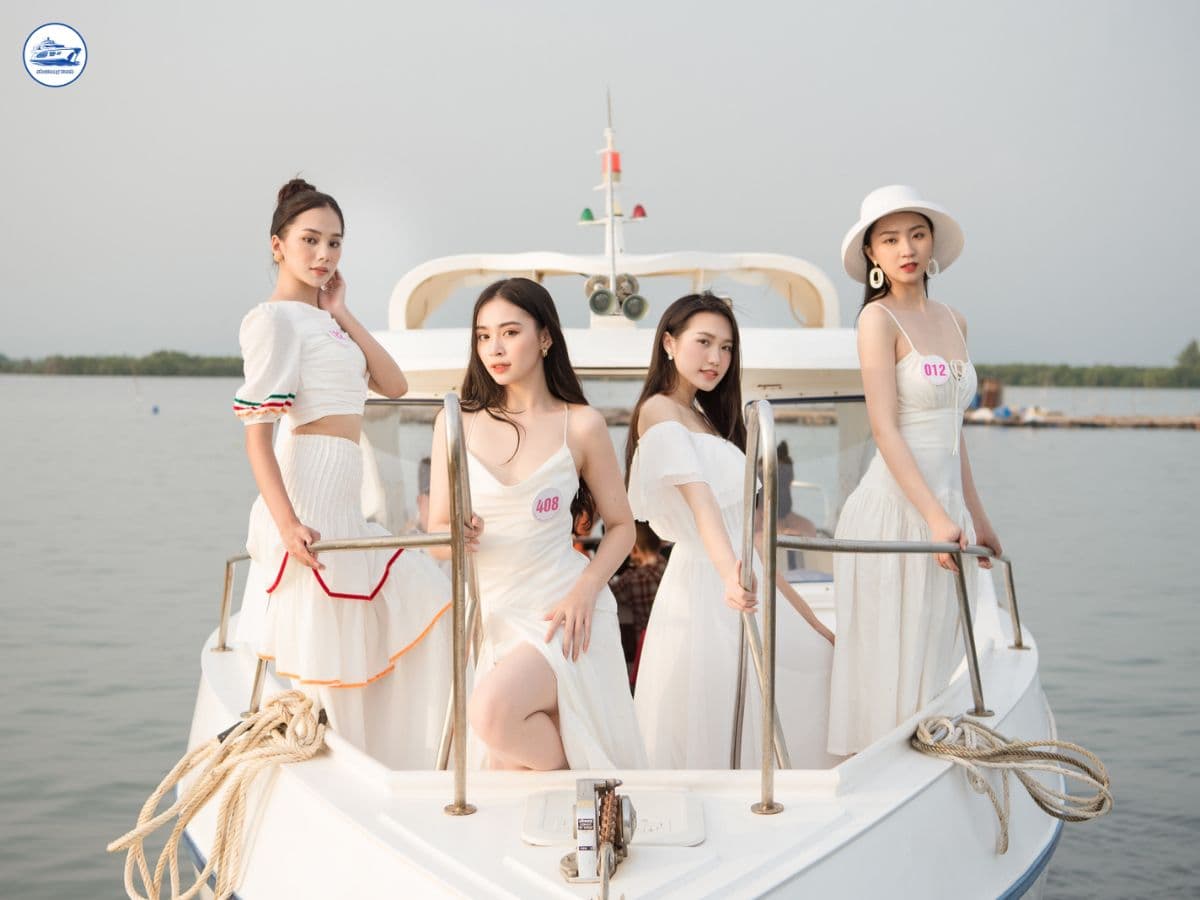mặc gì khi đi du thuyền 